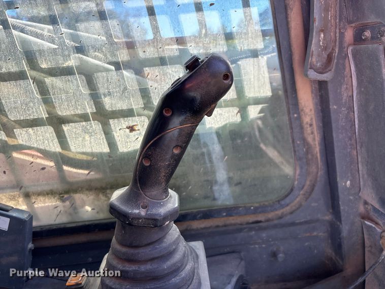 image for item FG0769 2011 Takeuchi TL250 tracked skid steer loader
