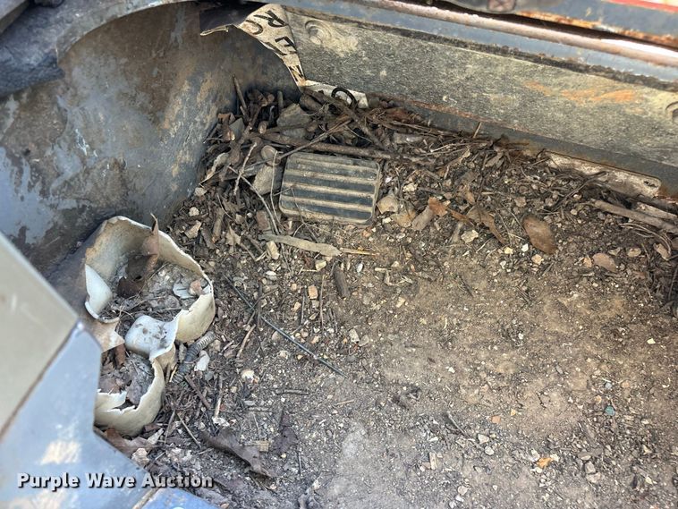 image for item FG0769 2011 Takeuchi TL250 tracked skid steer loader