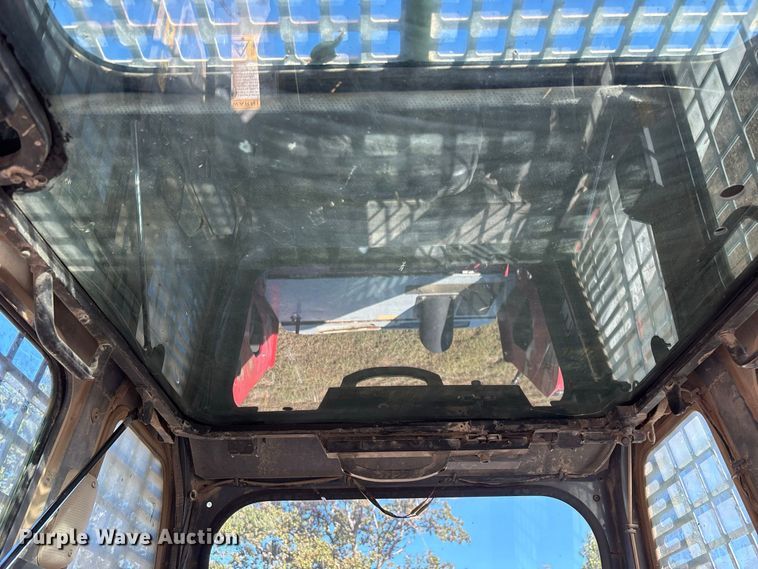 image for item FG0769 2011 Takeuchi TL250 tracked skid steer loader