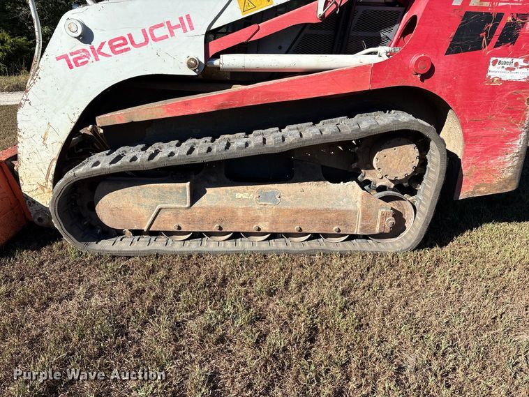 image for item FG0769 2011 Takeuchi TL250 tracked skid steer loader