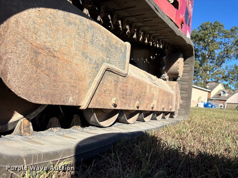 image for item FG0769 2011 Takeuchi TL250 tracked skid steer loader