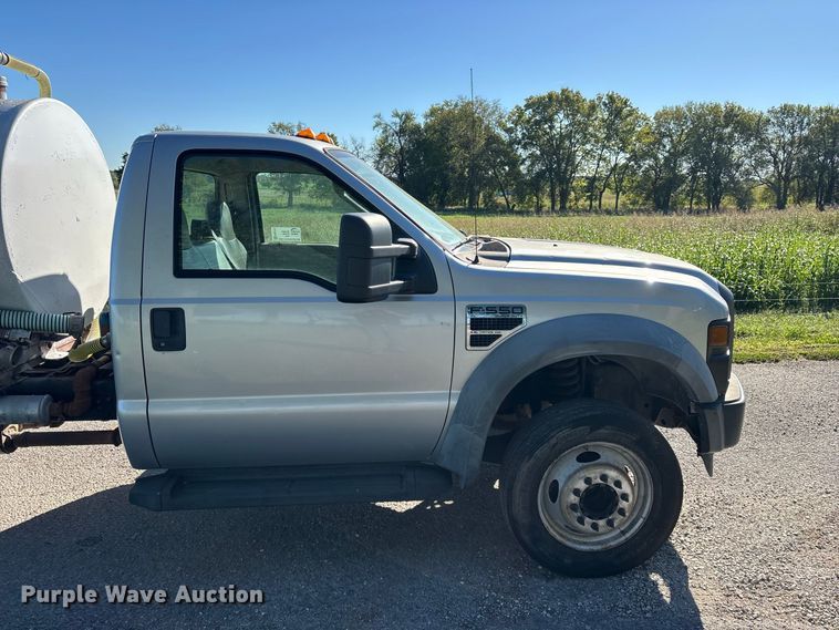 image for item FG0772 2010 Ford F550 Super Duty vacuum truck