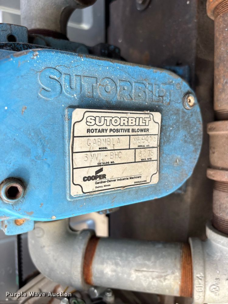 image for item FG0772 2010 Ford F550 Super Duty vacuum truck