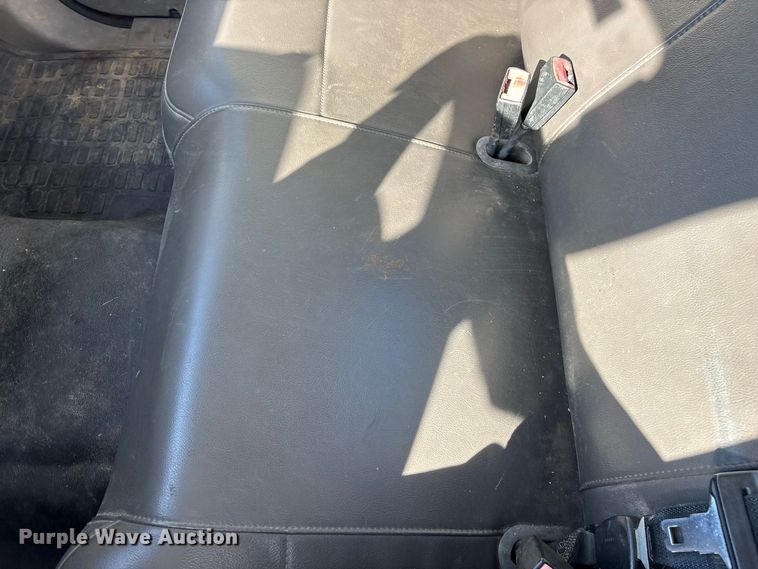 image for item FG0772 2010 Ford F550 Super Duty vacuum truck