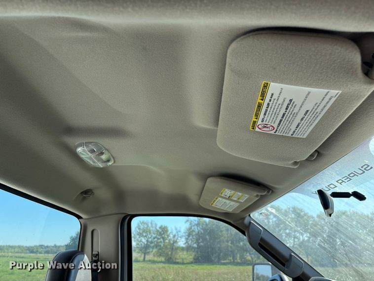 image for item FG0772 2010 Ford F550 Super Duty vacuum truck