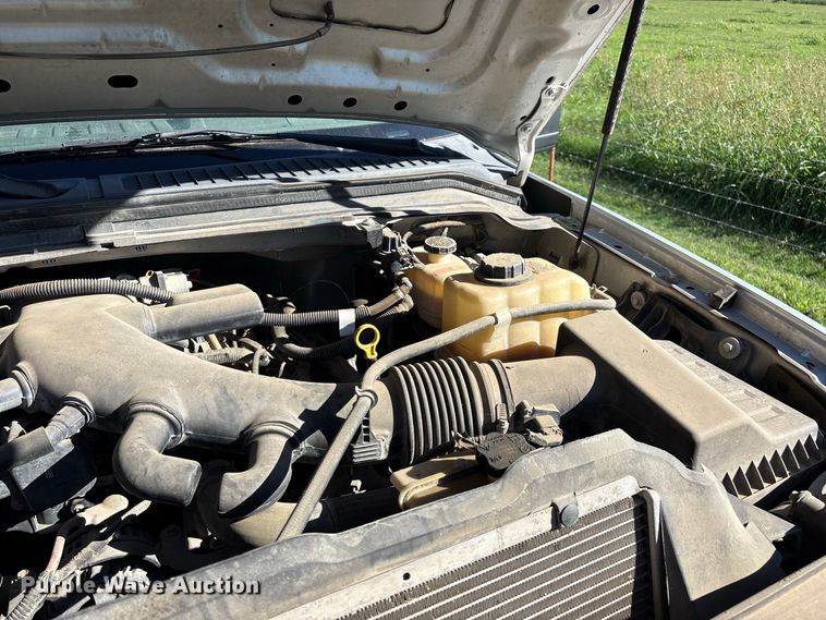 image for item FG0772 2010 Ford F550 Super Duty vacuum truck
