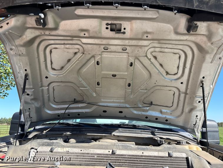 image for item FG0772 2010 Ford F550 Super Duty vacuum truck