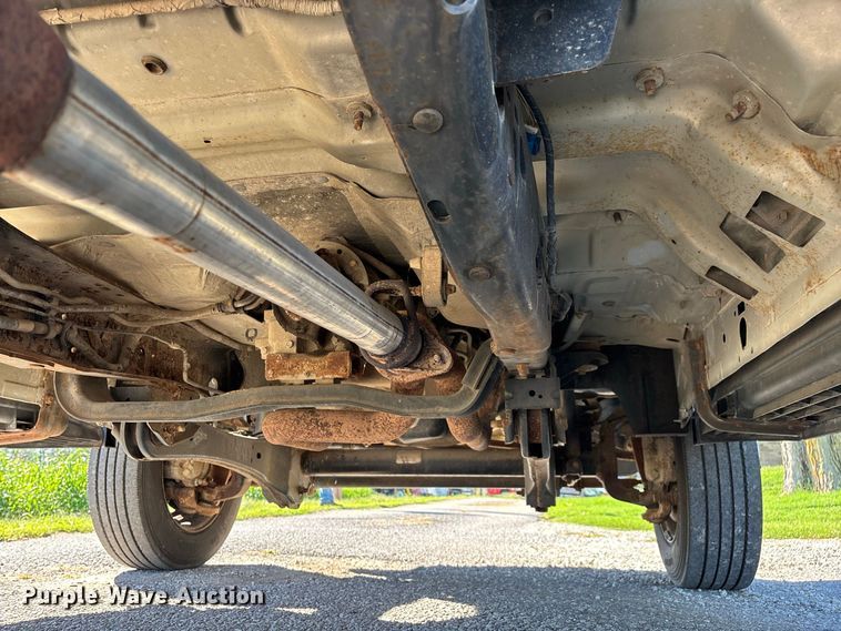 image for item FG0772 2010 Ford F550 Super Duty vacuum truck