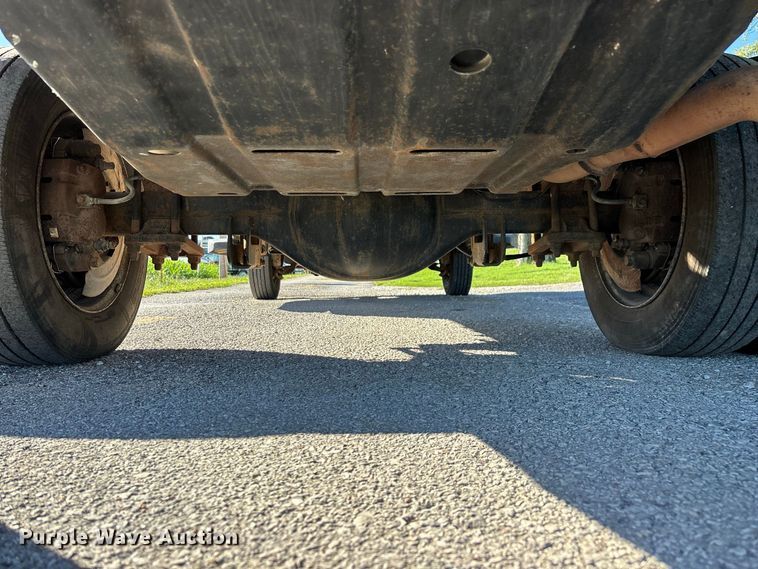 image for item FG0772 2010 Ford F550 Super Duty vacuum truck