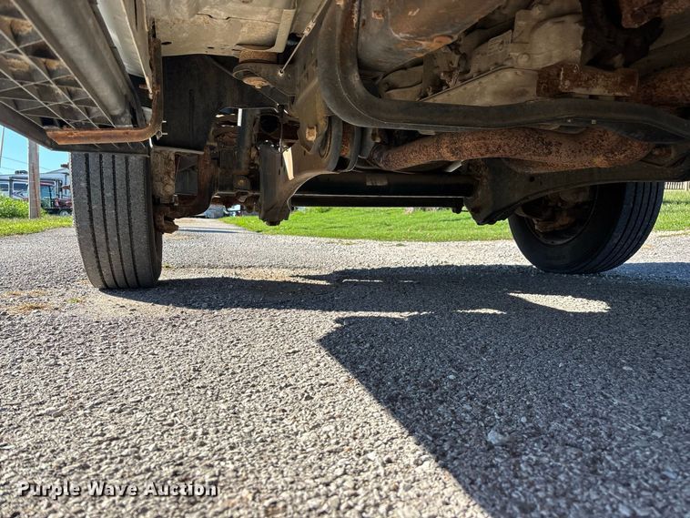 image for item FG0772 2010 Ford F550 Super Duty vacuum truck