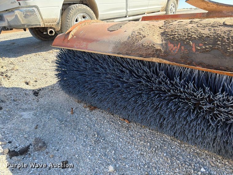 image for item FG0780 2017 Broce KR350 broom