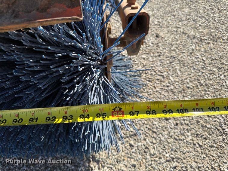 image for item FG0780 2017 Broce KR350 broom