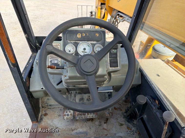 image for item FG2692 2007 JCB 508-C telehandler
