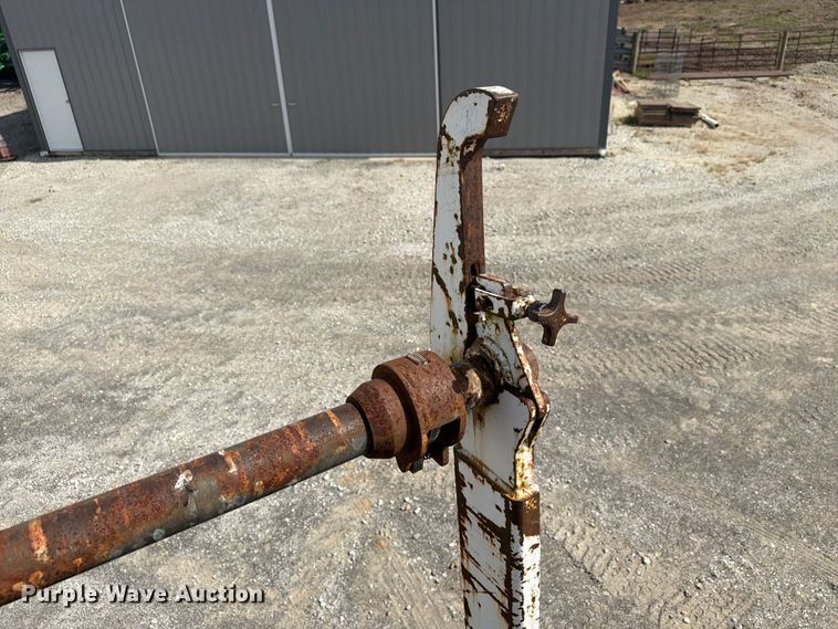 image for item FG3029 2000 Chevrolet C7 bucket truck