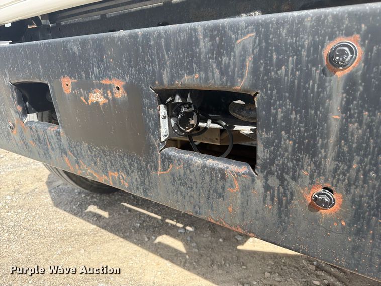 image for item FG3029 2000 Chevrolet C7 bucket truck