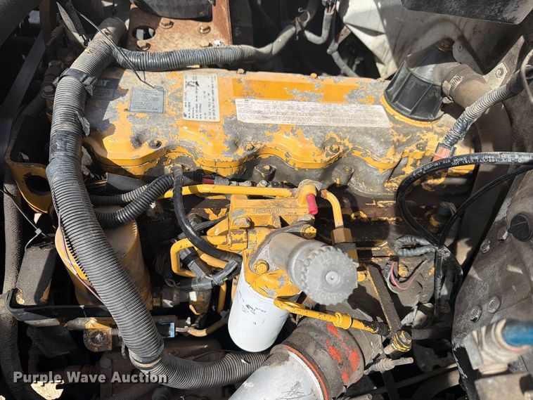image for item FG3029 2000 Chevrolet C7 bucket truck
