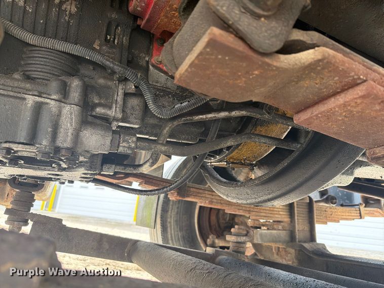 image for item FG3029 2000 Chevrolet C7 bucket truck