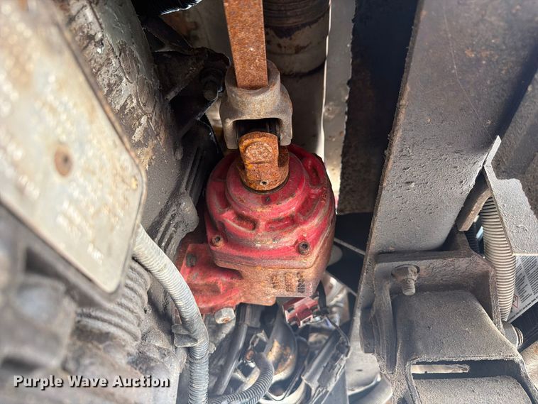 image for item FG3029 2000 Chevrolet C7 bucket truck