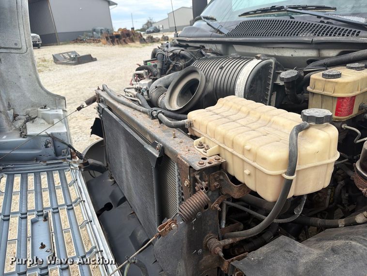 image for item FG3030 2008 GMC C5500 bucket truck