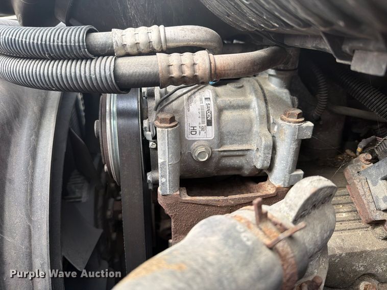 image for item FG3030 2008 GMC C5500 bucket truck