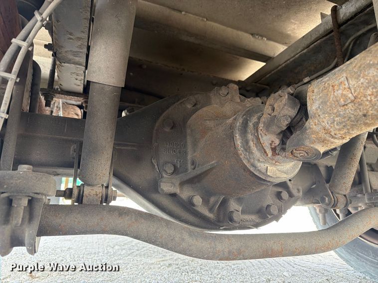 image for item FG3030 2008 GMC C5500 bucket truck