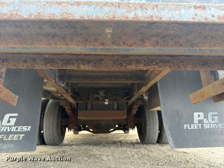image for item FG3030 2008 GMC C5500 bucket truck