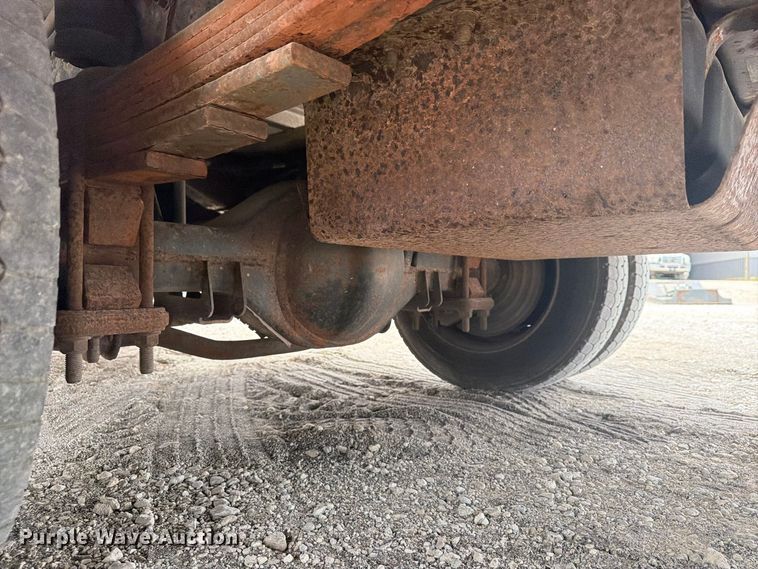 image for item FG3030 2008 GMC C5500 bucket truck