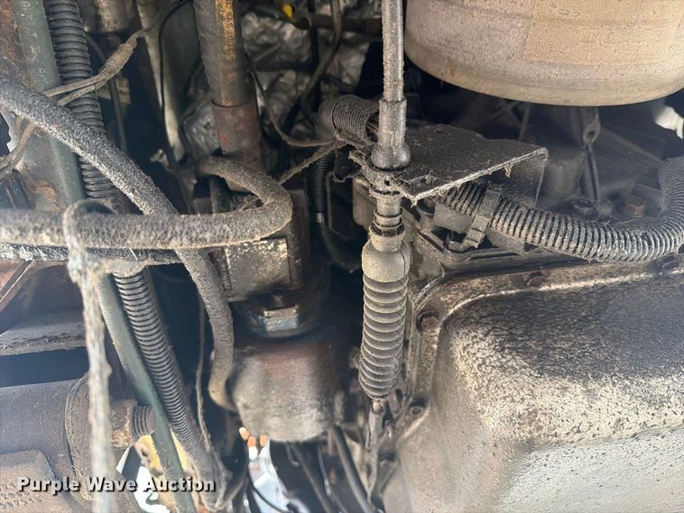 image for item FG3030 2008 GMC C5500 bucket truck