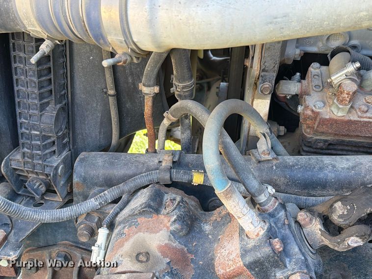 image for item FH6424 1997 Ford F800 digger derrick truck