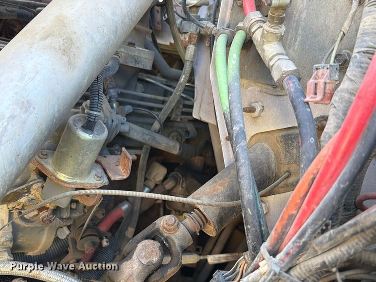 image for item FH6424 1997 Ford F800 digger derrick truck