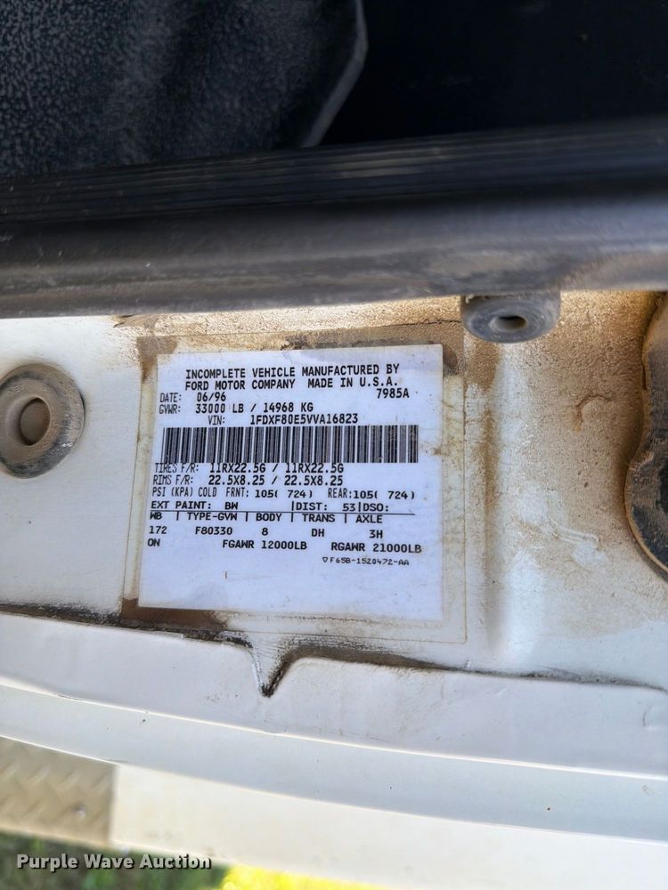image for item FH6424 1997 Ford F800 digger derrick truck