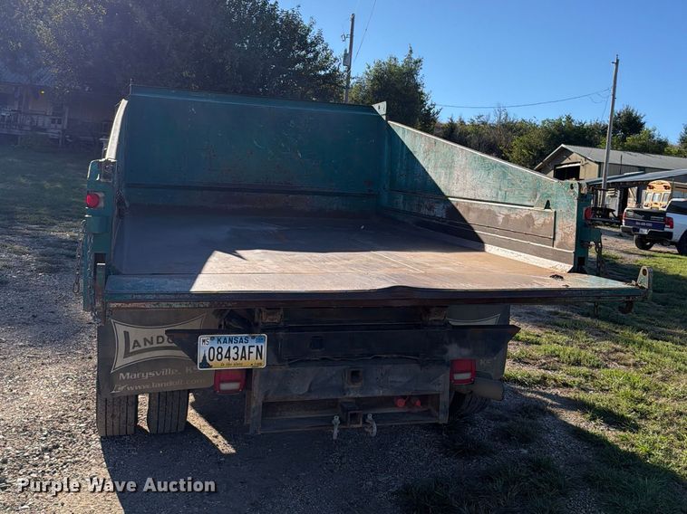 image for item FH6426 2011 Ford F550 Ext. Cab dump truck