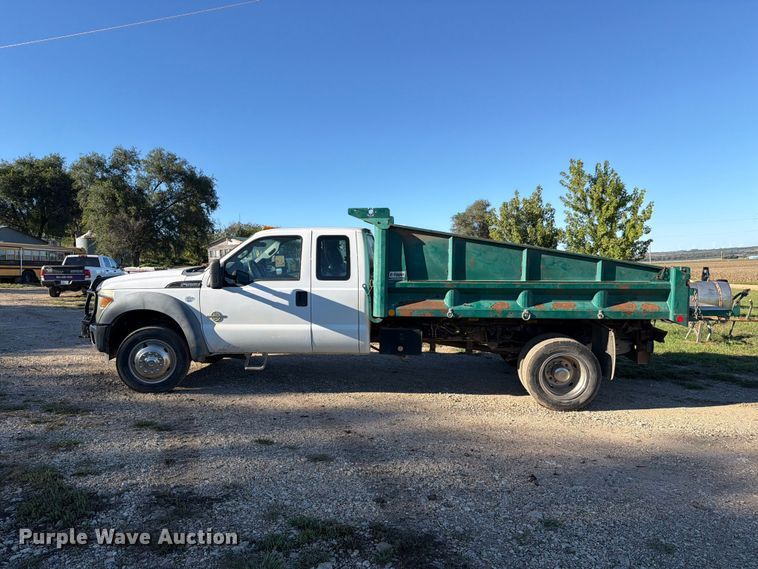 image for item FH6426 2011 Ford F550 Ext. Cab dump truck
