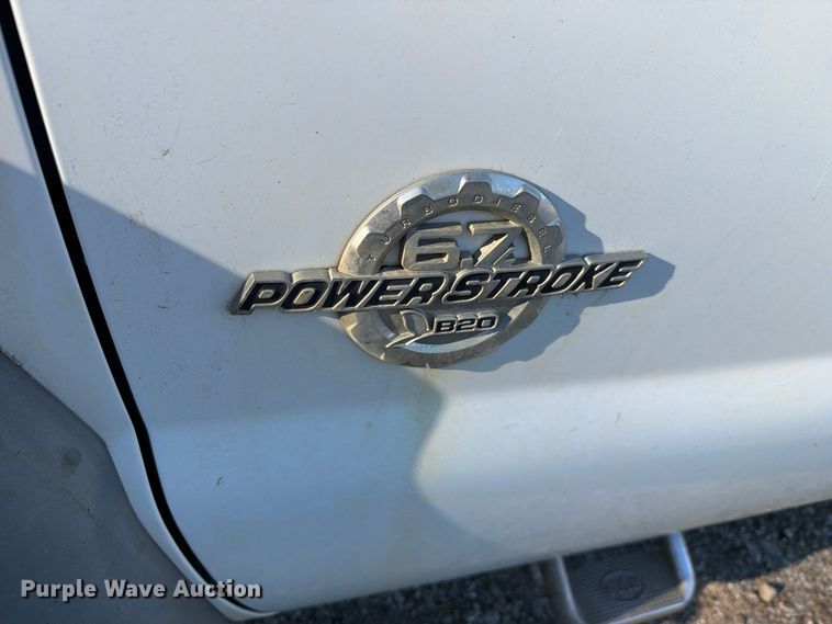 image for item FH6426 2011 Ford F550 Ext. Cab dump truck