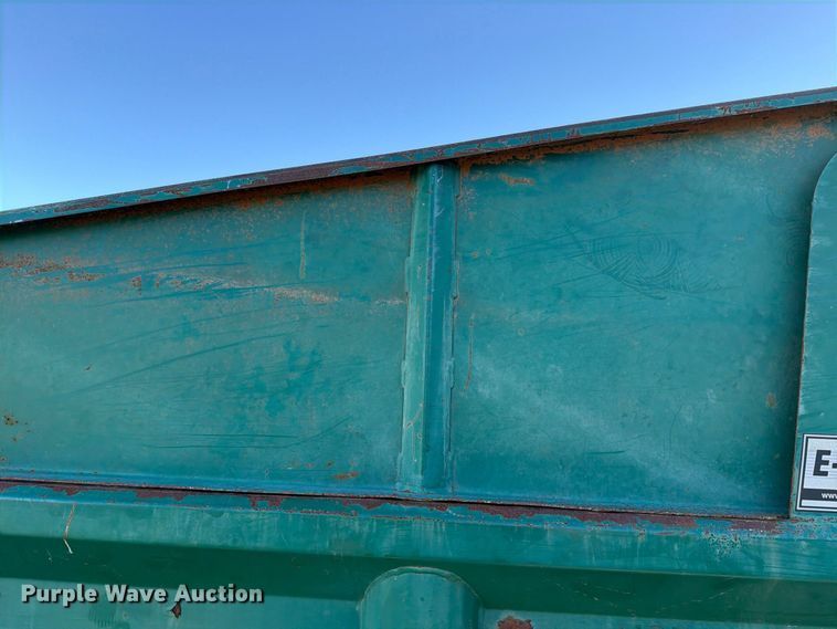 image for item FH6426 2011 Ford F550 Ext. Cab dump truck