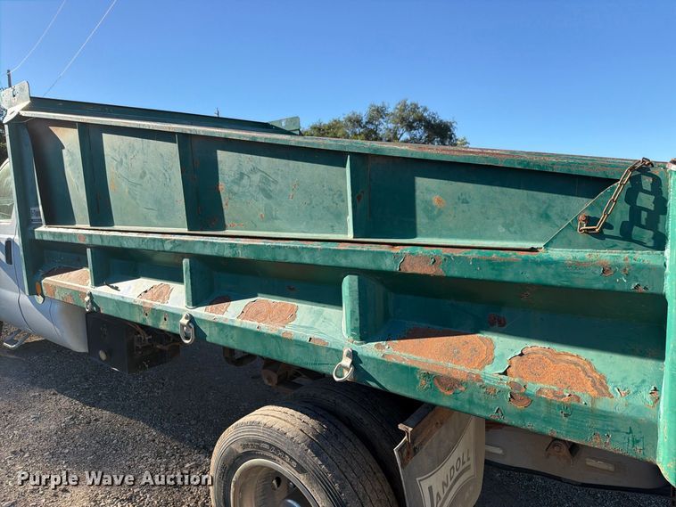 image for item FH6426 2011 Ford F550 Ext. Cab dump truck