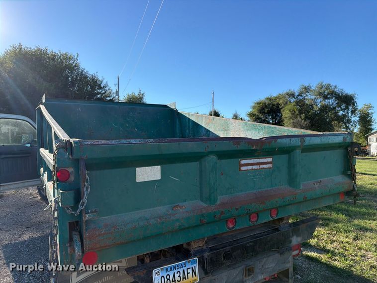 image for item FH6426 2011 Ford F550 Ext. Cab dump truck