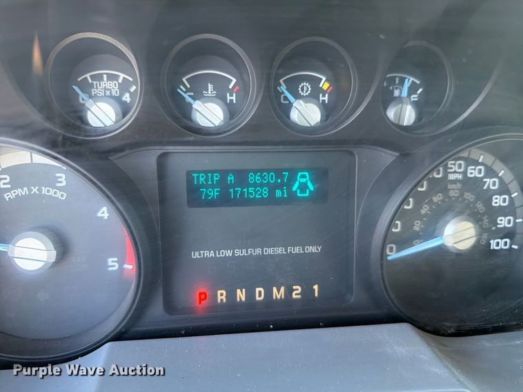 image for item FH6426 2011 Ford F550 Ext. Cab dump truck