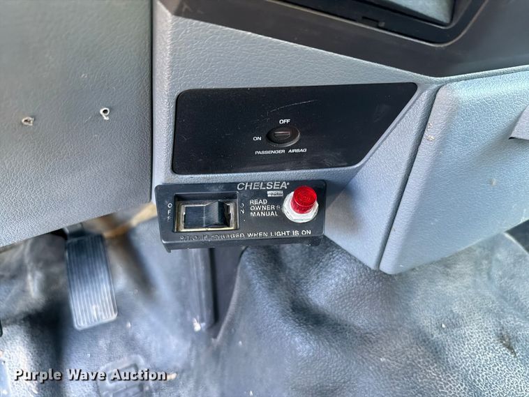 image for item FH6426 2011 Ford F550 Ext. Cab dump truck