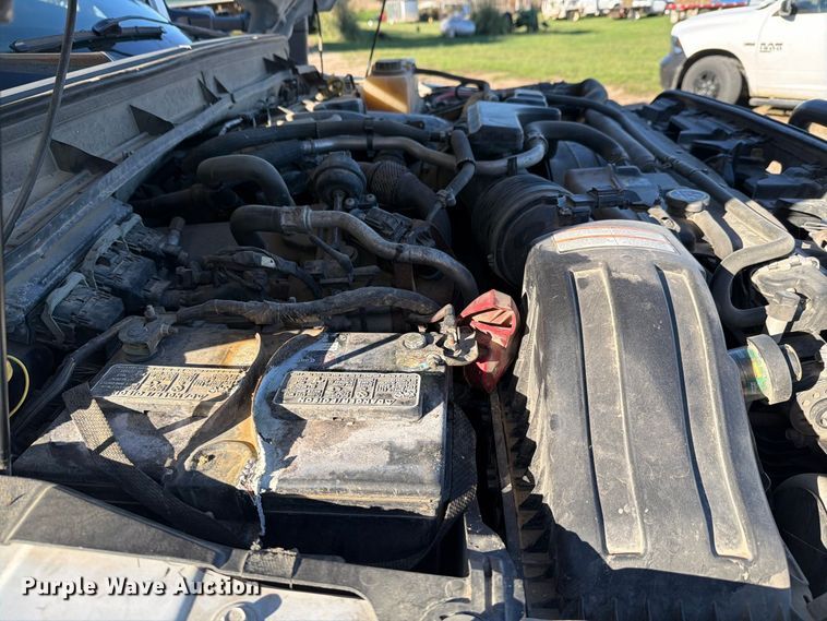image for item FH6426 2011 Ford F550 Ext. Cab dump truck