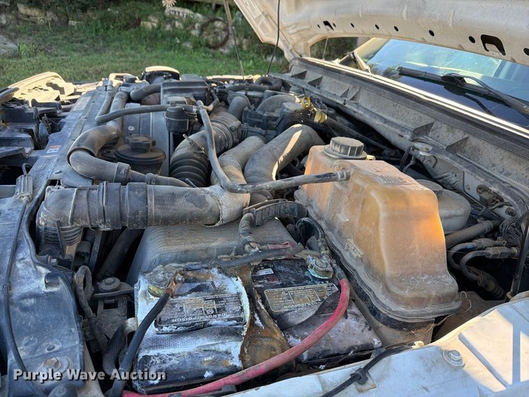 image for item FH6426 2011 Ford F550 Ext. Cab dump truck