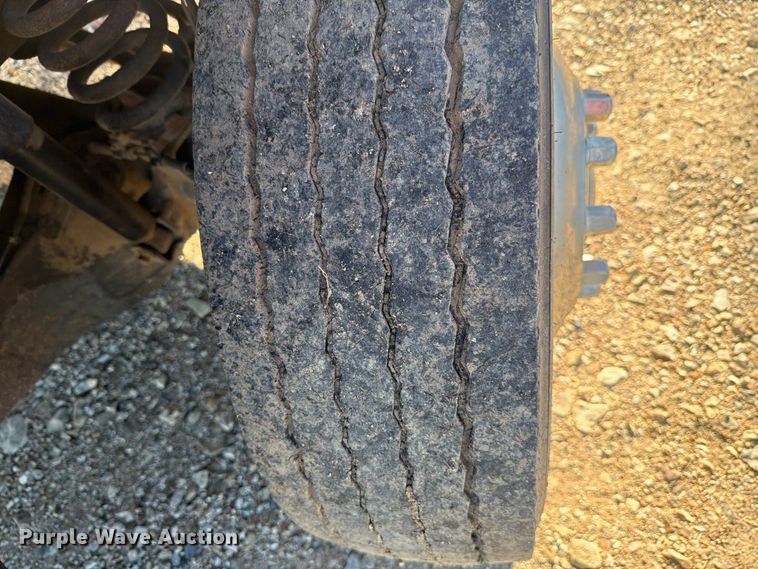 image for item FH6426 2011 Ford F550 Ext. Cab dump truck