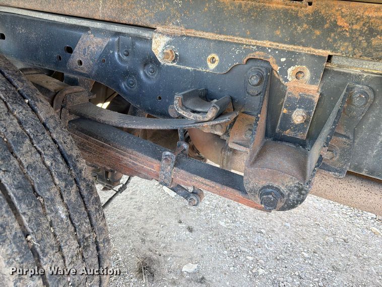 image for item FH6426 2011 Ford F550 Ext. Cab dump truck