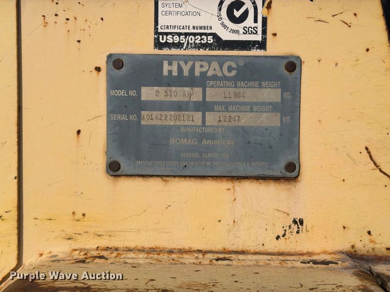 image for item FI0427 2004 Hypac C530AH pneumatic roller