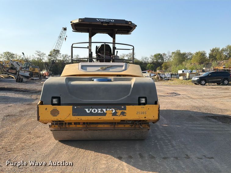 image for item FI0428 2016 Volvo DD120B double drum vibratory roller