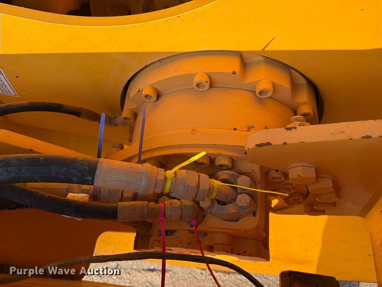 image for item FI0428 2016 Volvo DD120B double drum vibratory roller