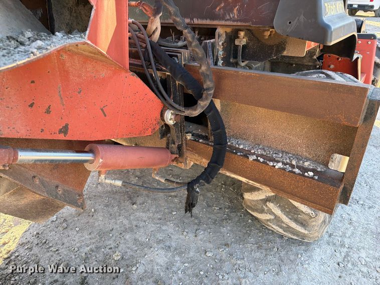 image for item FI0440 2006 Ditch Witch RT115 rock saw