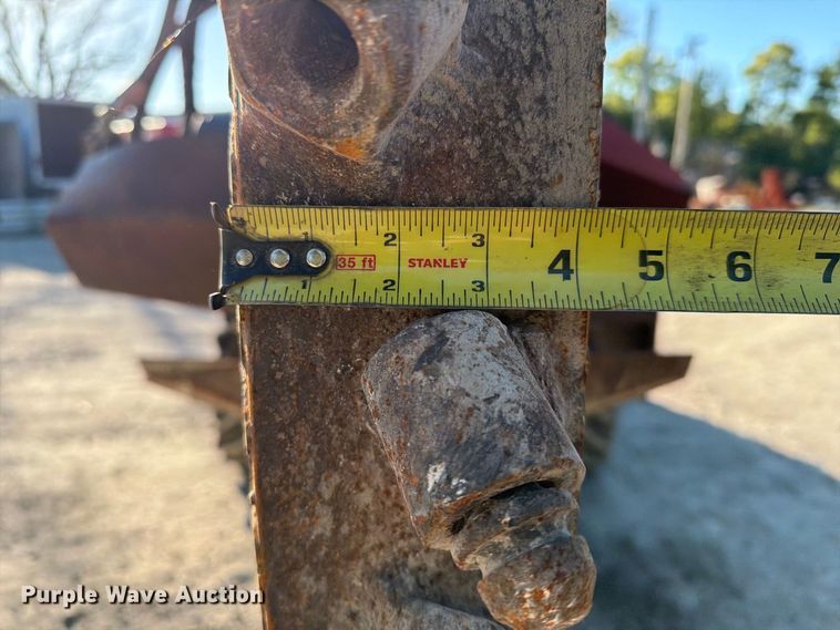 image for item FI0440 2006 Ditch Witch RT115 rock saw