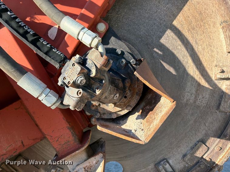 image for item FI0440 2006 Ditch Witch RT115 rock saw