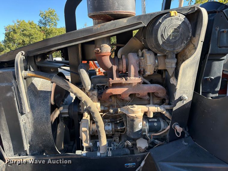 image for item FI0440 2006 Ditch Witch RT115 rock saw